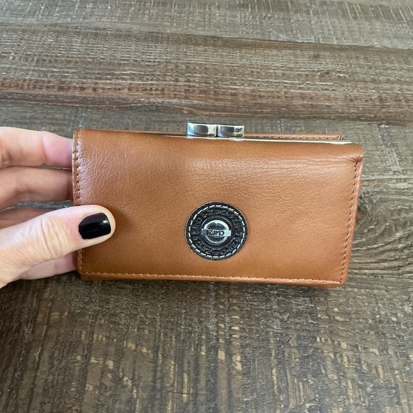 ZJMD Brown Leather Mexican Made Wallet Kiss Lock Clasp - Picture 5 of 6